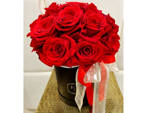 Slika Flower box L - crvene ruže