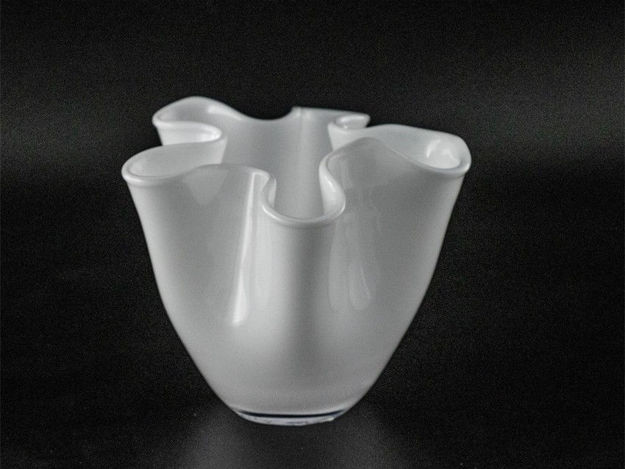 Slika Staklo vaza nabrani rub h12cm d14 cm opal bijela