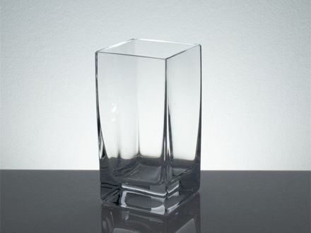 Slika Staklo vaza četvrtasta 10x10 H20cm šlif