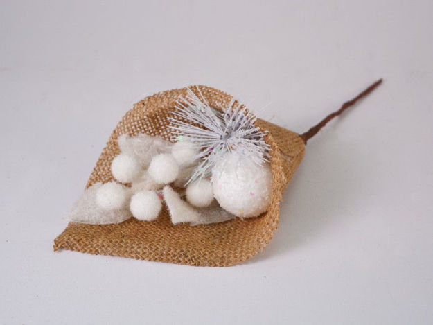 Slika Pik dekorativni s bobicama u kornetu od jute 28 cm; natur/bijela