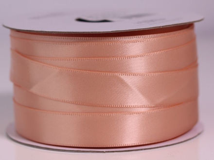 Slika Traka saten 16mm/50mt;petal peach 714